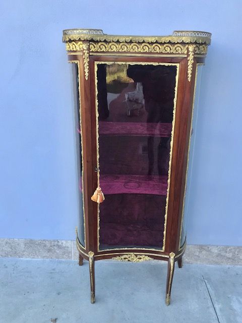 Elegant Inlaid Napoleon III Showcase with Original Bronze Finish.