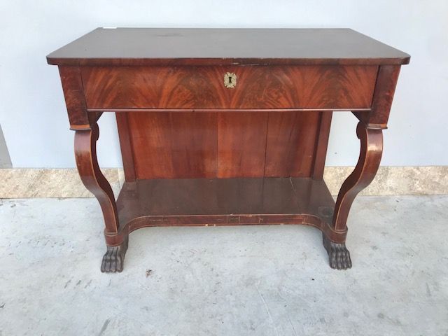 Empire console table in Mahogany and Mahogany Feather, with one drawer