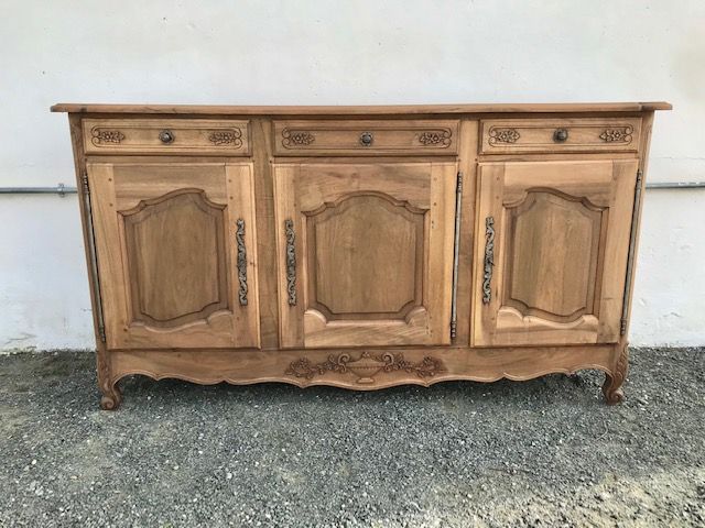 Beautiful Provençal Walnut Sideboard with 3 Doors, Pickled Effect from France