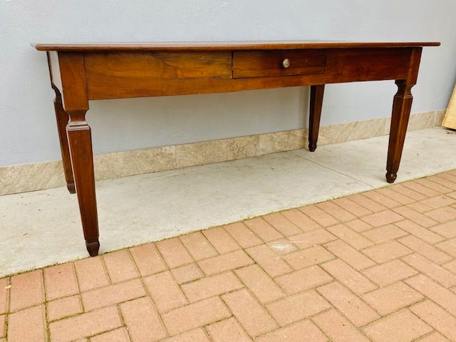 Louis XVI Table in Walnut and 1 Drawer.