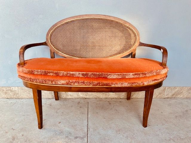 2 Seater Sofa in Vienna Straw.