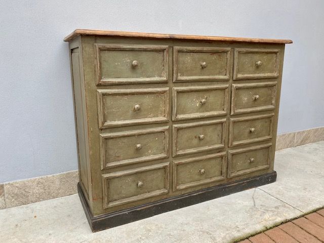 Lacquered 12-Drawer Shop Counter/Cabinet