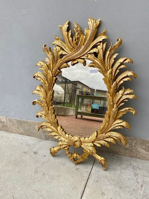 Wood and Golden Pastille Mirror.