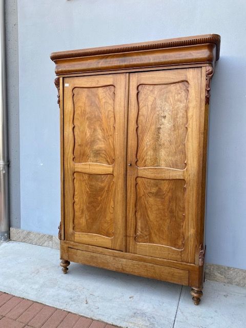 Blond Mahogany Wardrobe with 2 Doors and 1 Drawer.