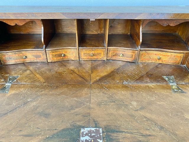 Louis XIV Walnut Veneer Flap - Restored (in progress)_car 3190 - Foto 8