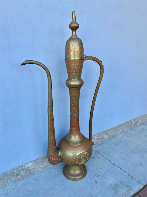 Pitcher of Islamic Taste in Brass_Conserved_car 3201 - Foto 4