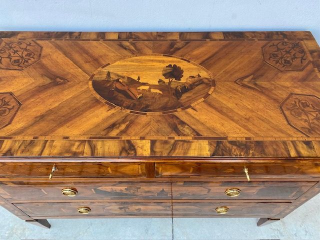 Important Louis XVI Walnut Dresser - Restored_car 3173 - Foto 4
