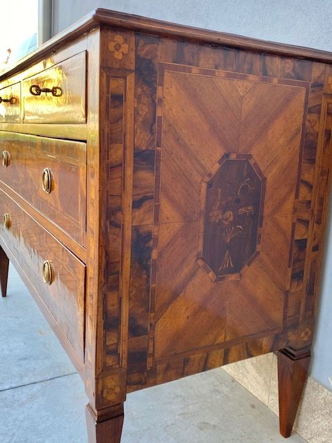 Important Louis XVI Walnut Dresser - Restored_car 3173 - Foto 6