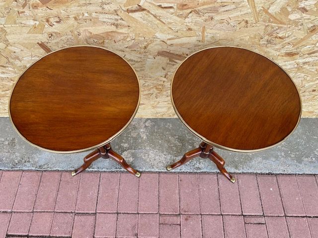 Pair of English Mahogany Nightstands - Restored_car 3287 - Foto 7