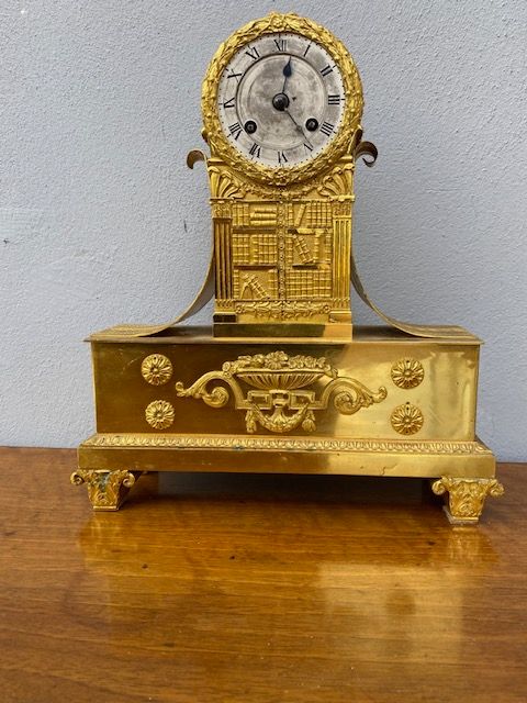 Antique and Elegant Empire Table Pendulum, in Mercury-Gilded Bronze.