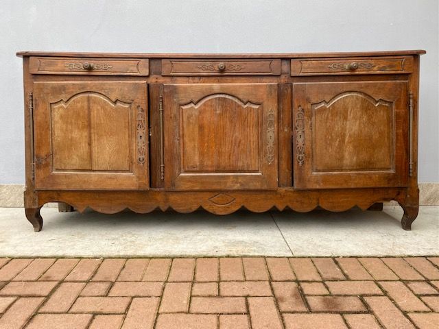 Provençal Oak Sideboard with 3 Doors.