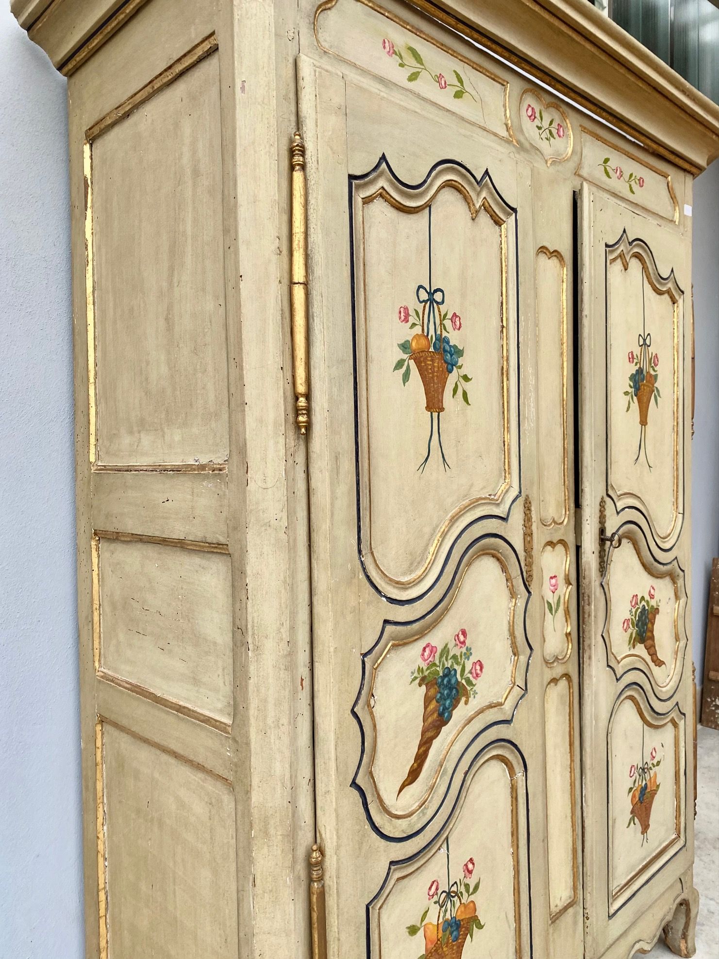 Antique Lacquered Provençal Wardrobe - Restored (in progress)_car 3333 - Foto 8