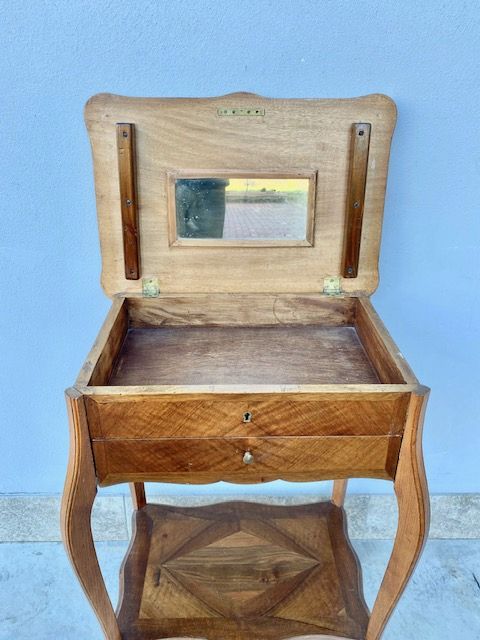 Louis XV-style walnut coffee table - restored (in progress)_car 3346 - Foto 4