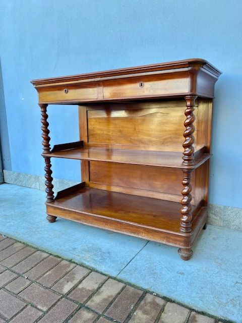 Elegant Mahogany Etagere,