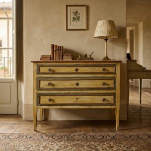 Cassettone Luigi XVI laccato in legno - Epoca '700