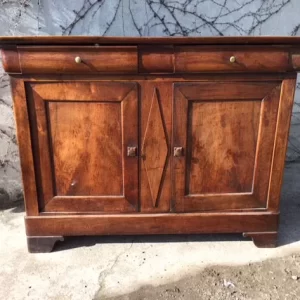 Credenza capuccina in noce con losanga centrale - Epoca 1850