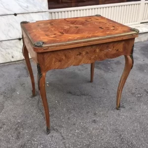 Tavolino da Gioco in Stile Luigi XV in Palissandro con Intarsi