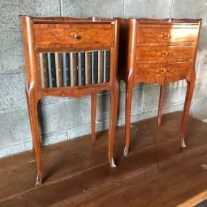 Coppia di Comodini Luigi XV intarsiati in legno - Epoca anni '50/60