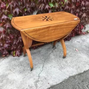 Tavolino Ovale Carlo X - Epoca fine '800 in Noce Biondo