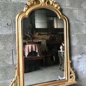 Specchiera con Cimasa in Legno e Pastiglia Dorata - Epoca Primi '900