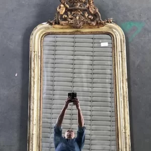 Specchiera Luigi Filippo con Cimasa in legno e Doratura
