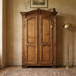 Armadio Centinato in Rovere dell'800 con 2 ante