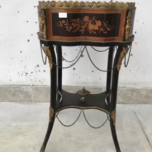 Fioriera Napoleone III – Epoca XIX secolo in legno intarsiato