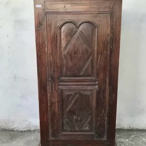 Armadio rustico - Epoca '800 in Rovere con pannelli scolpiti