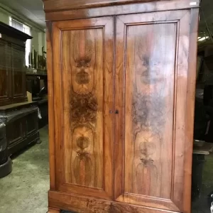Armadio Carlo X - Epoca '800 in noce e piuma di noce
