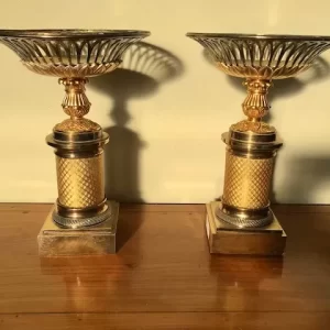Coppia di Alzate in Bronzo Dorato e Cesellato - II metà 1800