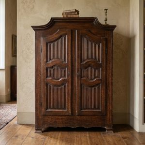 Armadio Centinato - Fine '700 in legno di frutto