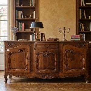 Credenza Provenzale a 3 ante in Rovere - Epoca II Metà '900