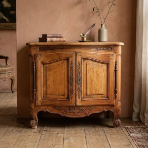 Credenza Provenzale in Noce a 2 ante - Anni '50