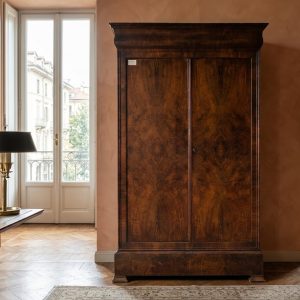 Armadio Carlo X - Epoca II Metà '800 in Noce e Piuma di Noce
