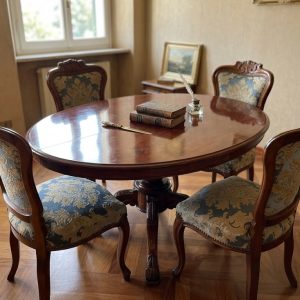 Tavolo Ovale Inglese del 1800 in Mogano con Finiture Originali