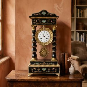 Orologio a Pendolo Impero dell'800 in Legno Intarsiato