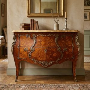 Cassettone Stile Luigi XV - Epoca '50-'60 in Bois de Rose