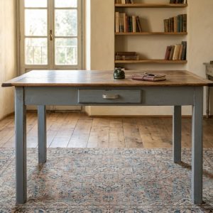 Tavolo da Pranzo Rustico del '900 in Legno Laccato Azzurro
