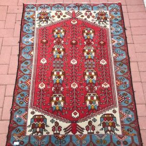 Tappeto in Lana Decorato degli anni '50 in rosso e azzurro