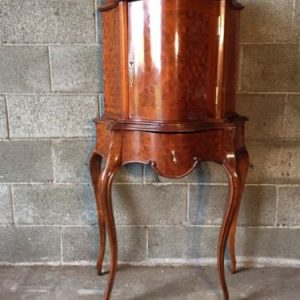 Tavolino Luigi XV in Marchetteria di Noce - Epoca Napoleone III