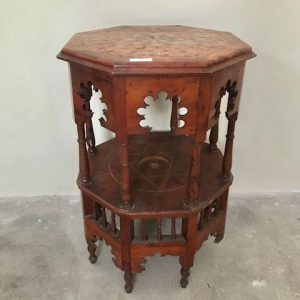 Tavolino Ottagonale 'Marocain' - Epoca fine '800 intarsiato