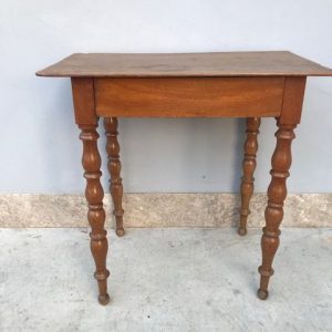 Tavolino Luigi Filippo in Rovere - Epoca II metà '800