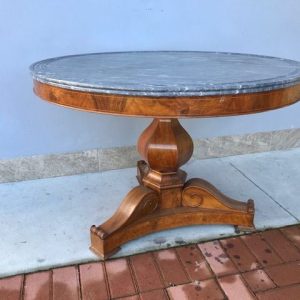 Tavolino Rotondo Gueridon Carlo X in Noce con Piano in Marmo