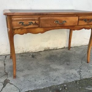Scrittoio in Noce stile Luigi XV con piano in cuoio - Epoca 900