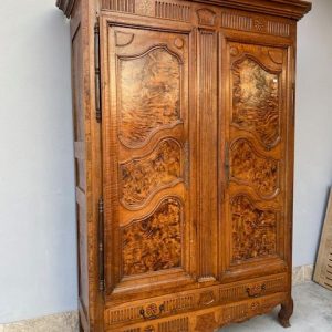 Armadio Provenzale Luigi XV in Noce - Epoca '700