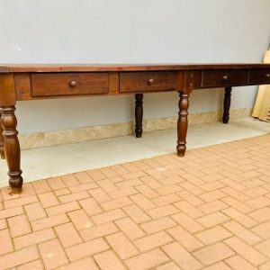 Grande Tavolo da Refettorio dell'800 in Larice con 6 Gambe