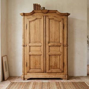 Armadio Centinato Decapato in Legno di Pioppo II metà '700